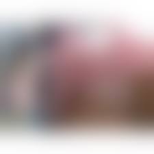 逆さのC 逆さ撮り　パンチラ|地味系メガネC様のハミパンチラ”2画面”逆さ撮り | デジタルコンテンツマーケット Pampi