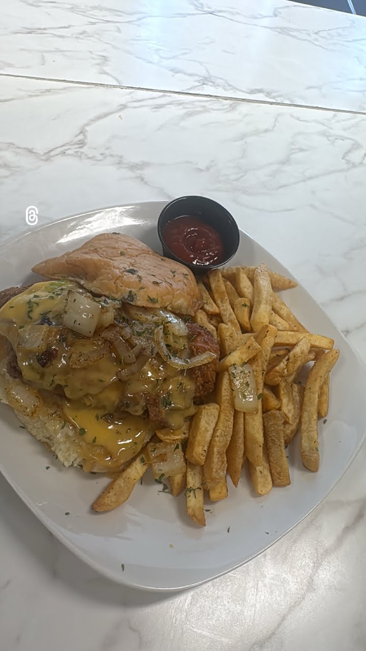PotBelly Nola by null