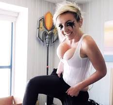 Raccoon mario jessica nigri gaming jpg x Jessica nigri sex