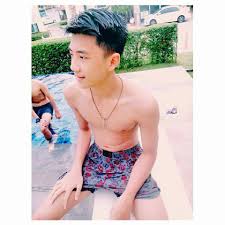 เปลือย　นักเรียน|นักเรียนหล่อ - นักเรียนหล่อ added a new photo.