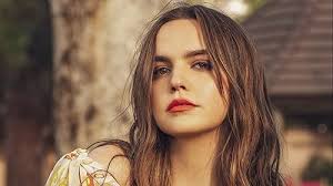 Hollywood blackout on actress kiernan jpg x Kiernan shipka straight