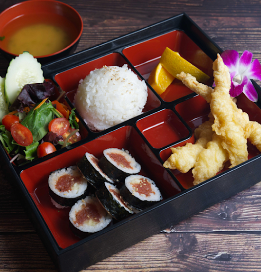 RIZE THAI SUSHI by null