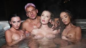 Vitalyzdtv porn video vitaly zdorovetskiy on bus jpg x Vitaly uncensored