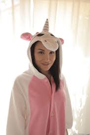 Easaatbaaaaaa avtybpqx jpg x Unicorn costume