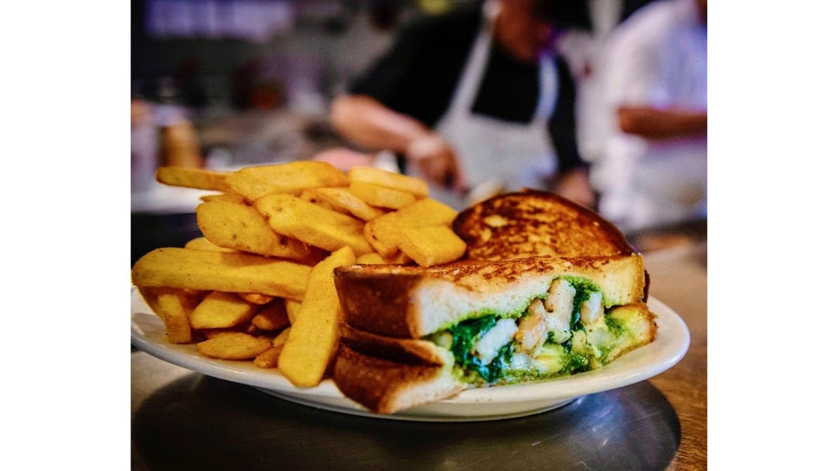 The Griddle Cafe by null