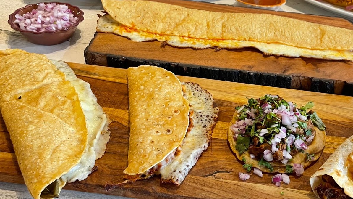 Machetes Big Quesadillas by null