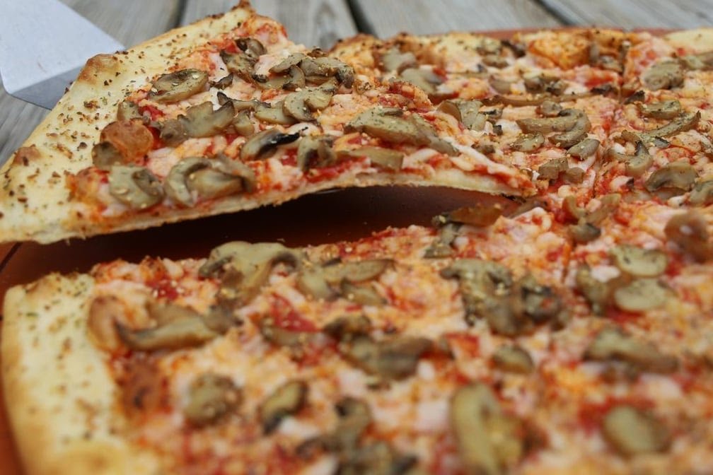 Mikey’s Late Night Slice by null