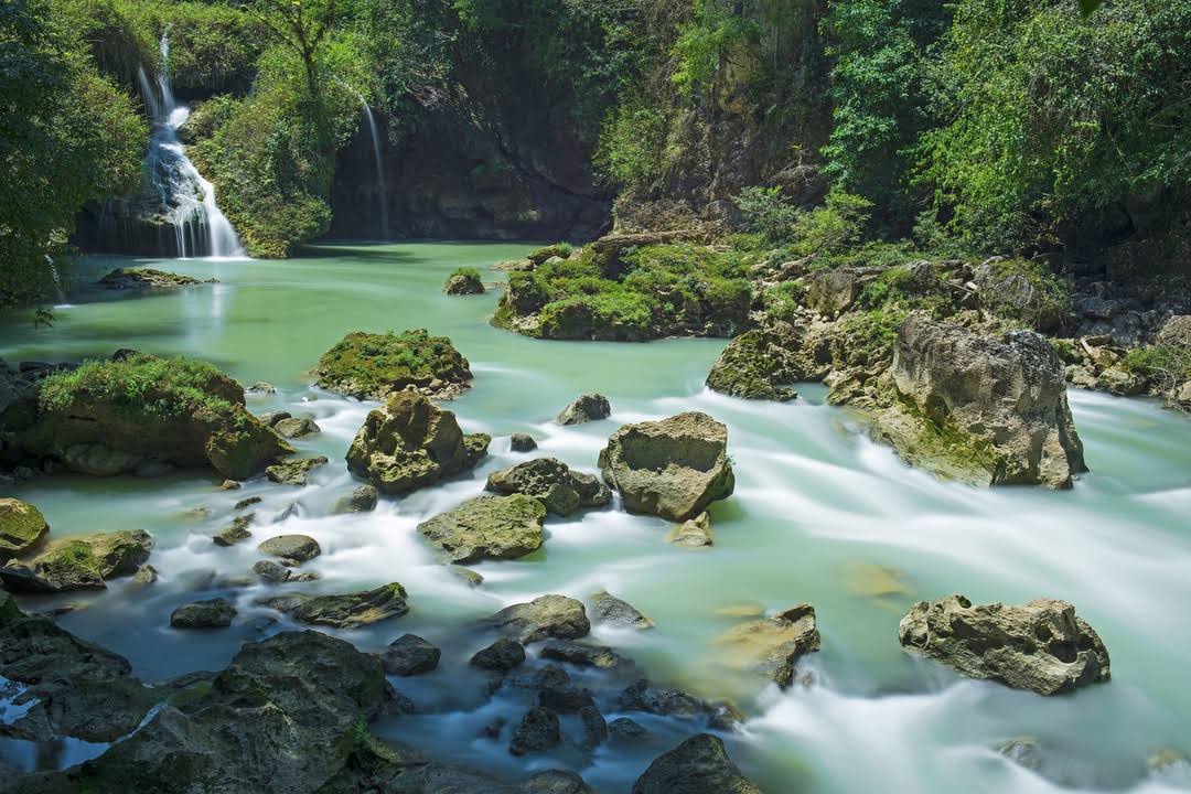 Semuc Champey by null