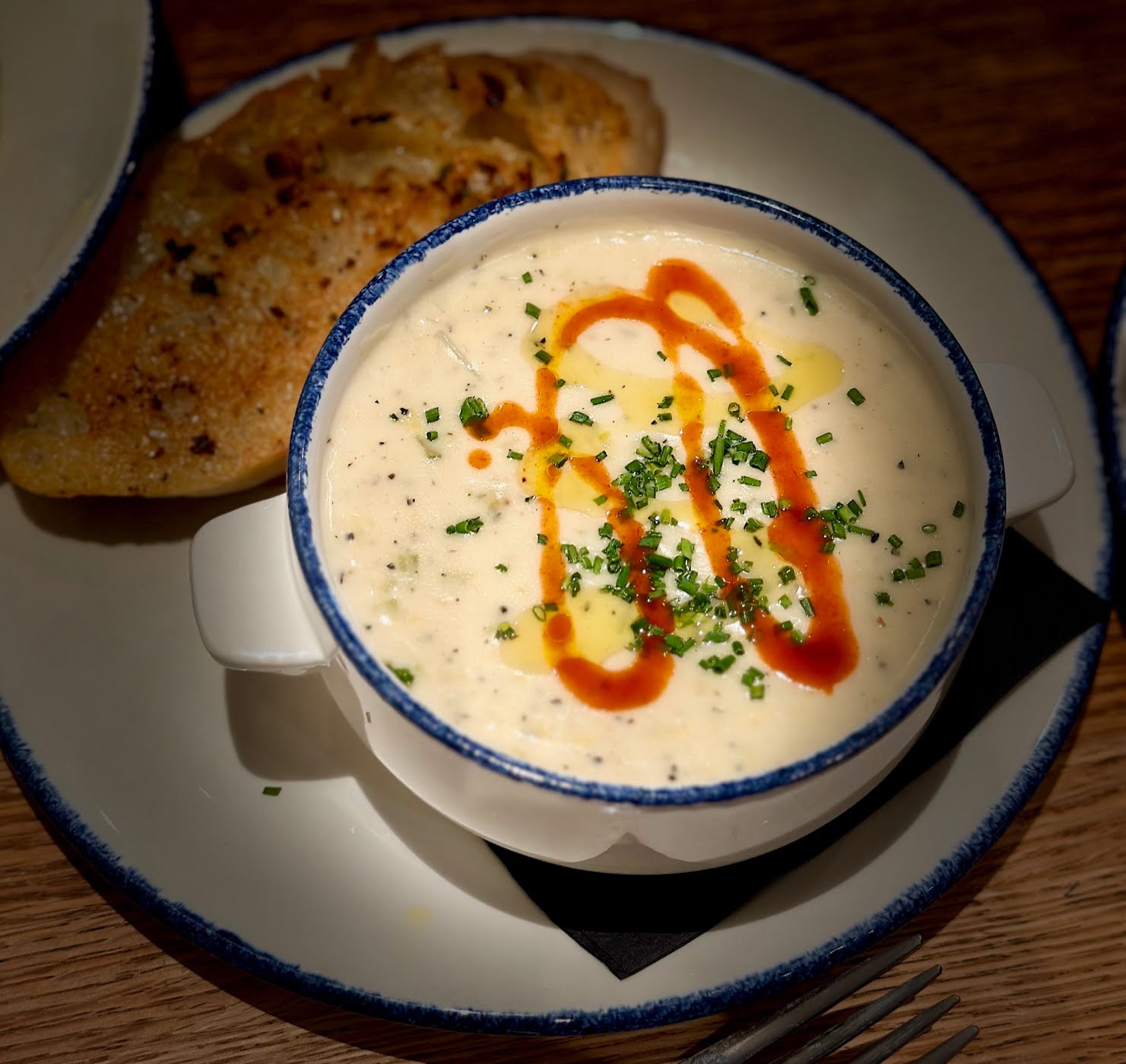 Pacific Table by null