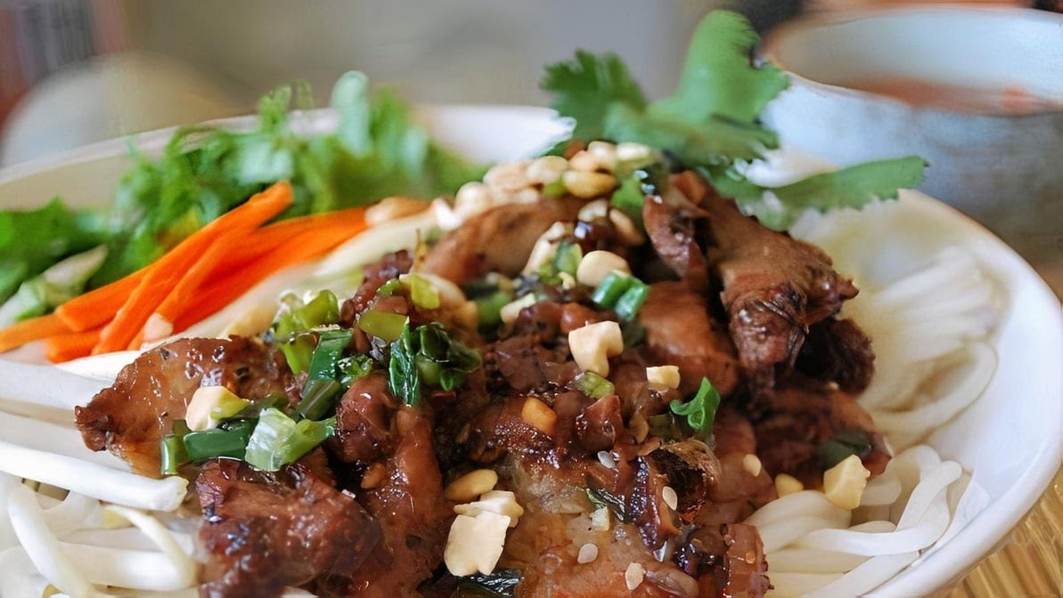 Pho Deluxe Tysons by null