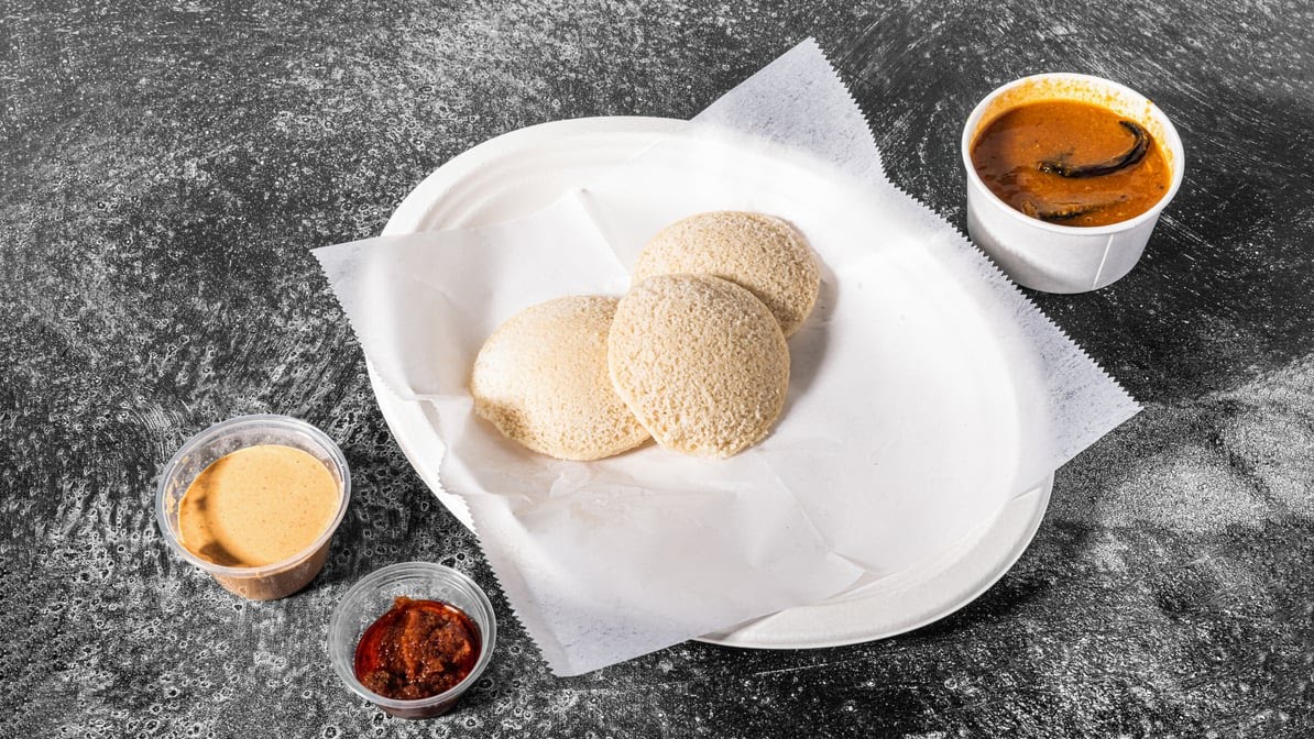 Flying Idlis by null