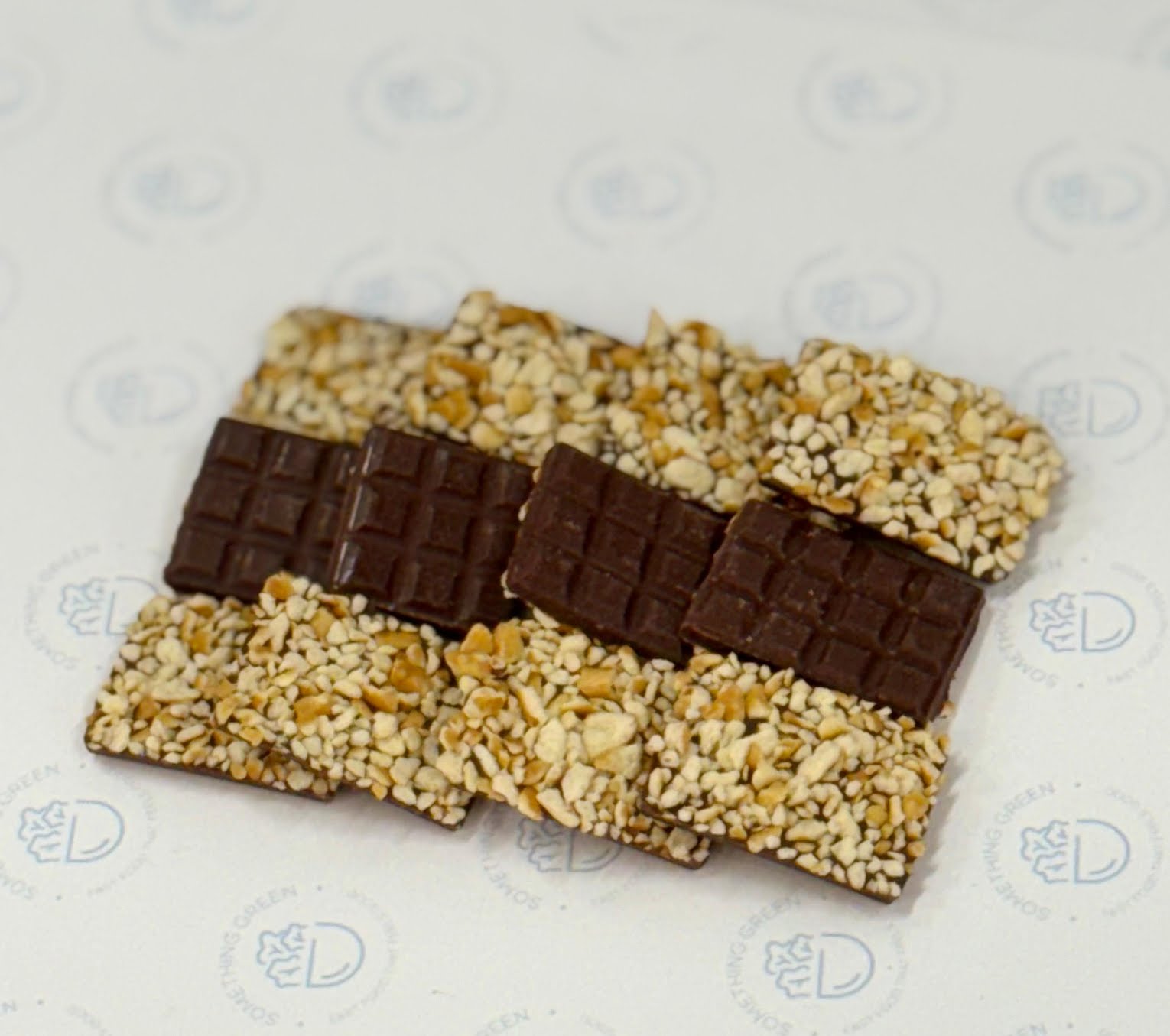 SOMETHING GREEN by null