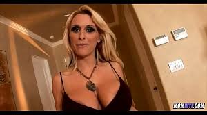 Nude hot blonde mom dessert picture jpg x Hot blonde mom