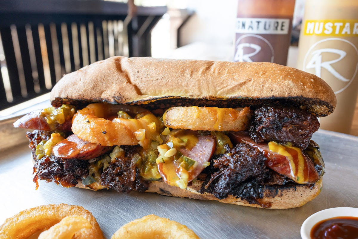 4 Rivers Smokehouse by null