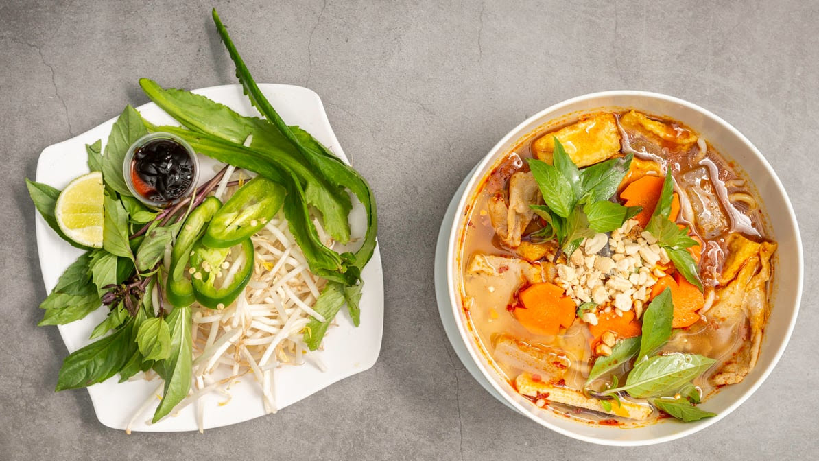 Thien Dang Vegetarian/Vegan Foods Service. by null
