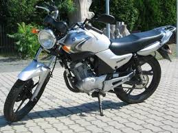 Motociclete pentru fete incepatoare