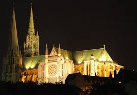 http://images.google.fr/imgres?imgurl=http://upload.wikimedia.org/wikipedia/commons/9/92/France_Eure_et_Loir_Chartres_Cathedrale_nuit_02.jpg&imgrefurl=http://commons.wikimedia.org/wiki/File:France_Eure_et_Loir_Chartres_Cathedrale_nuit_02.jpg&usg=___1DHWpWxn02XvfsjFD9uGjhnlQs=&h=1835&w=2636&sz=2209&hl=fr&start=7&um=1&tbnid=fbAAp3141GvVBM:&tbnh=104&tbnw=150&prev=/images?q=chartres&hl=fr&sa=N&um=1&ie=UTF-8