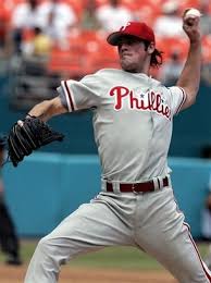 Hamels making a pitch