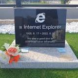 Korean Engineer honors Internet Explorer with a Gravestone for the dead browser