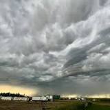Tornado warnings issued amid severe storms in Saskatchewan