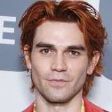 KJ Apa is unrecognizable after cutting off 'Riverdale' red hair