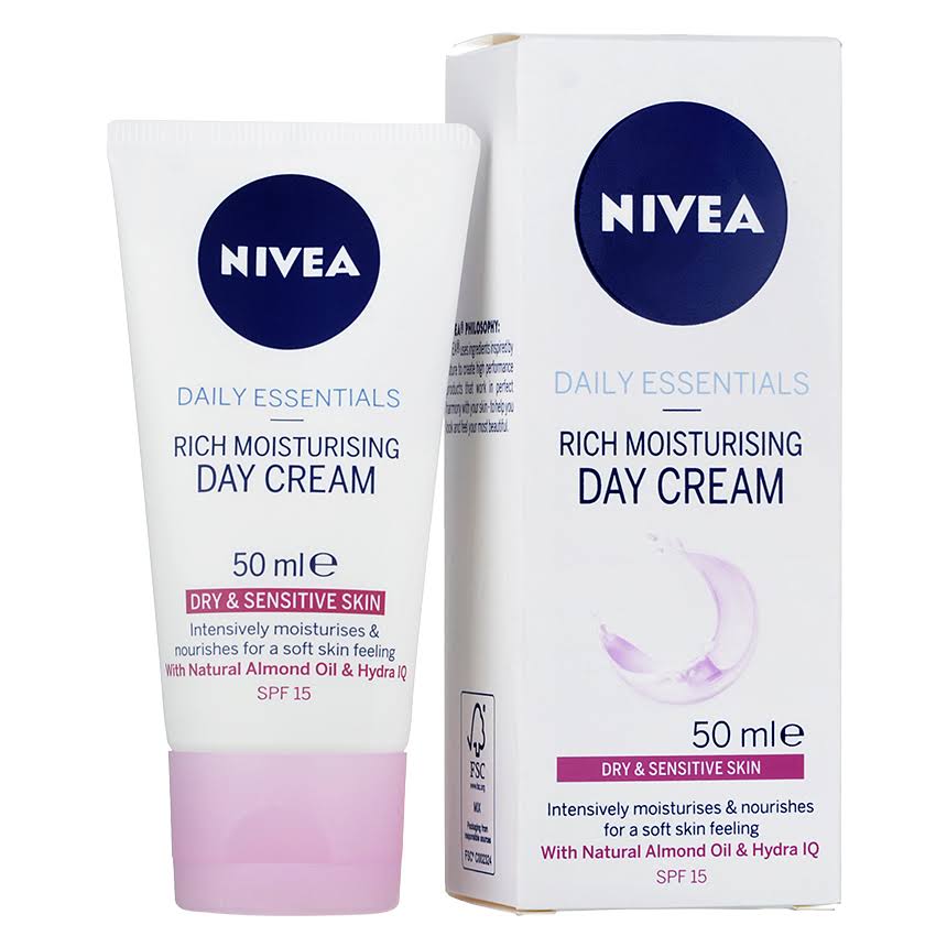 Nivea Daily Essentials Rich Moisturising Day Cream - 50ml