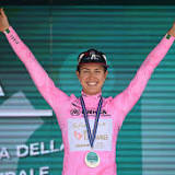 Faulkner in leader's pink jersey after first stage of women's tour of Italy, the Giro Donne, in Cagliari