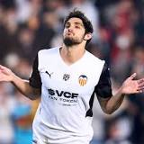 Wolves bid for Goncalo Guedes boosted after Valencia squad omission