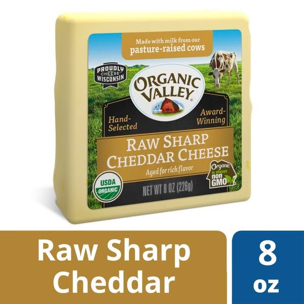 Organic Valley Cheese, Raw, Sharp Cheddar - 8 oz