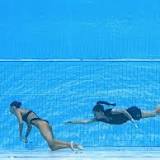 US artistic swimmer Anita Alvarez loses consciousness, is rescued by coach Andrea Fuentes