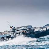 Brabus Shadow 900 is a tuned boat with power to spare