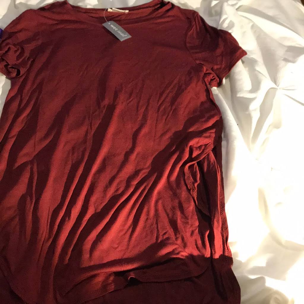 Wet Seal Tops | Nwt Long Tee with Slits on Side | Color: Red | Size: S | Yanisc's Closet