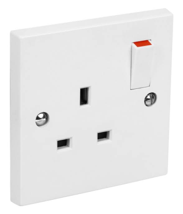 Switched Socket Single 13A White