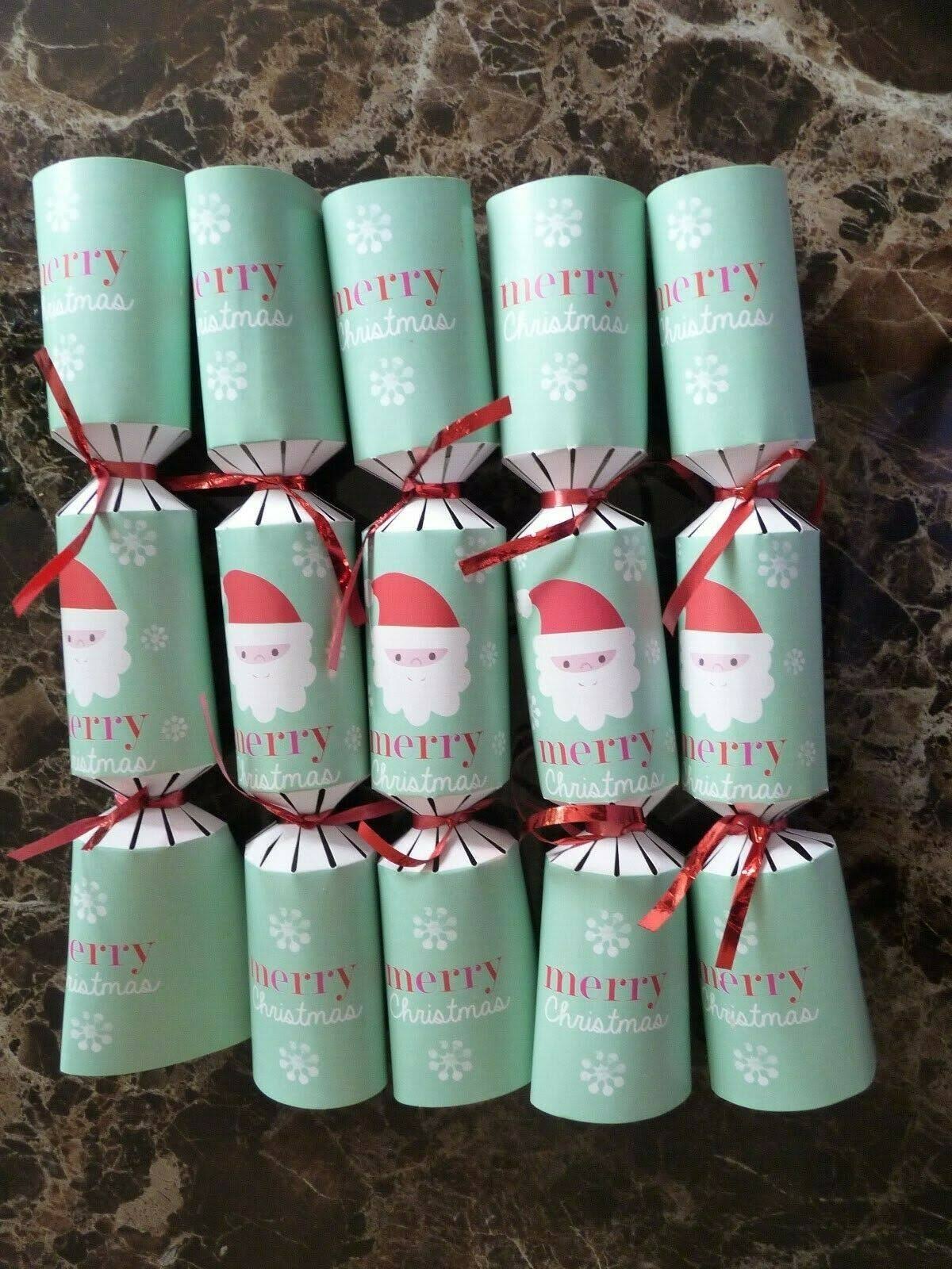Christmas Crackers Table Decorations Two Designs x 20