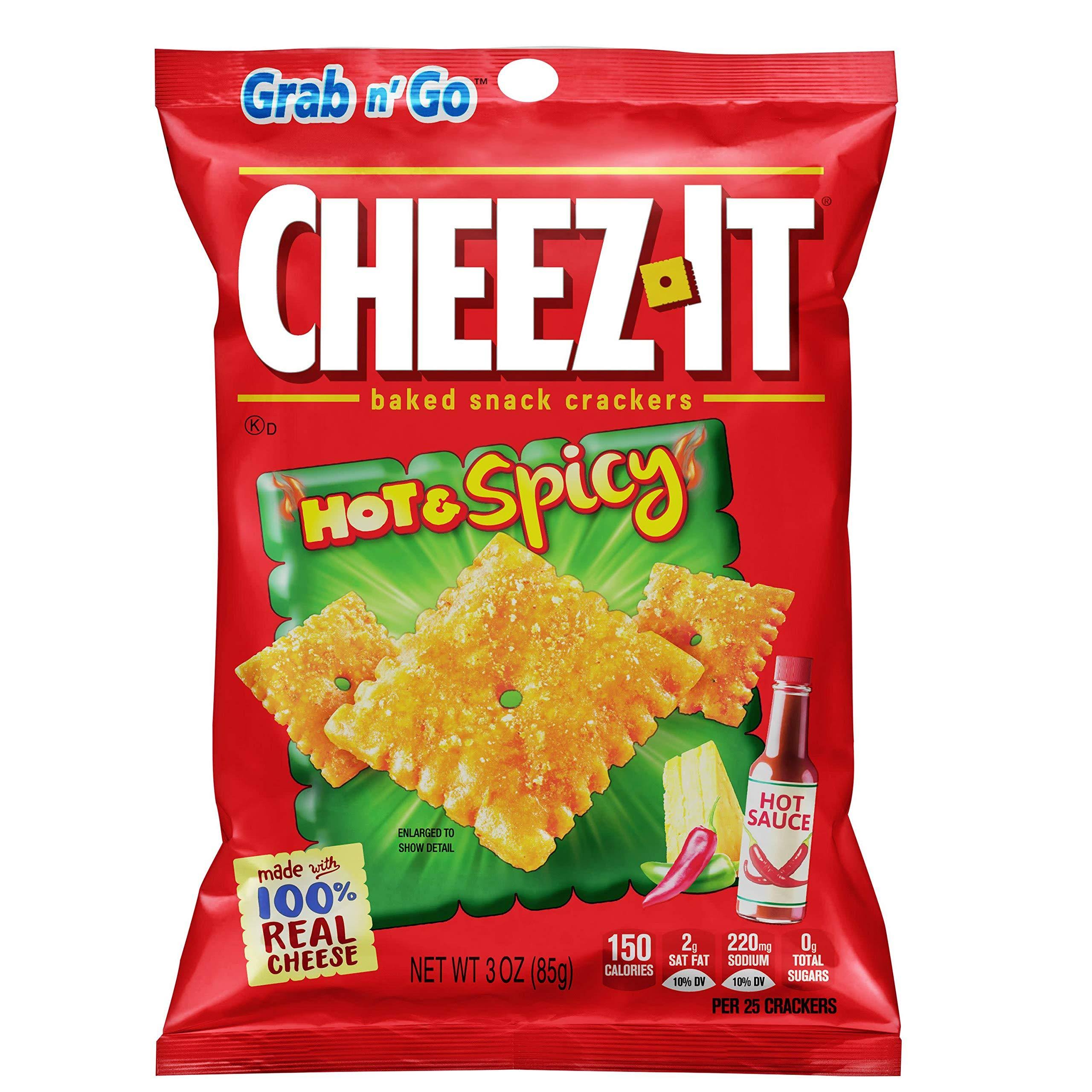 Cheez-It Grab n’ Go Baked Snack Crackers, Hot & Spicy - 3 oz