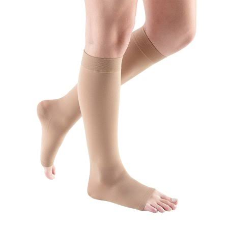 mediven, Comfort, 15-20 mmHg, Knee High Closed Toe-Size III- Natural-