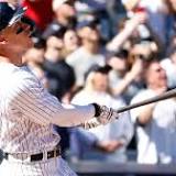 Aaron Judge chases home run record: Yankees-Red Sox live updates with slugger one away from tying Roger Maris