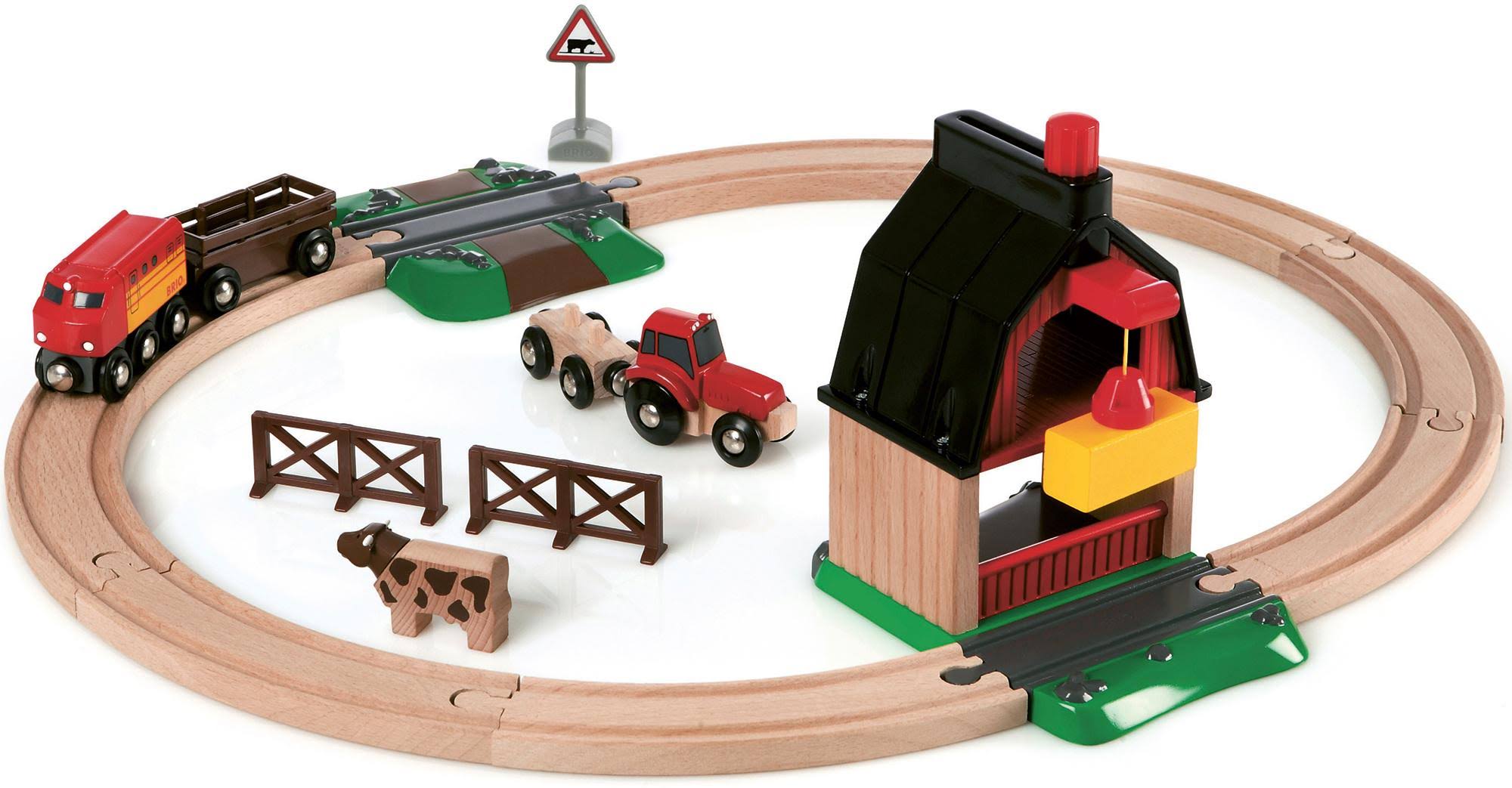 Brio Farm Railway Play Set