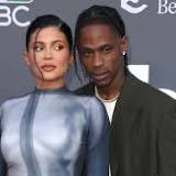Kylie Jenner and Travis Scott's 2022 Billboard Music Awards Red Carpet Looks: Photos