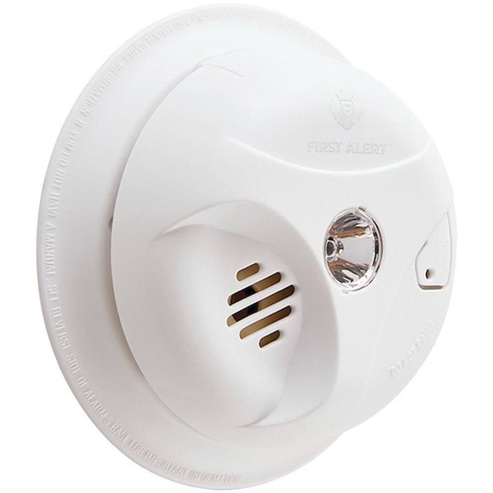 First Alert 1039800 Ionization Smoke Alarm With Escape Light
