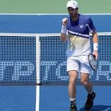 Andy Murray battles form and fitness to defeat Stan Wawrinka