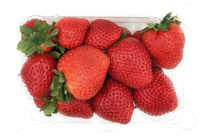 Fresh Kampo Organic Strawberries - 16 Ounces - Natural Market - Delivered by Mercato