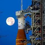 NASA sets target launch dates for first flight of new moon rocket from Kennedy Space Center